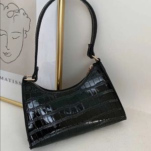 Croc Embossed Faux Leather Baguette Shoulder Bag